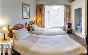 Portside Inn